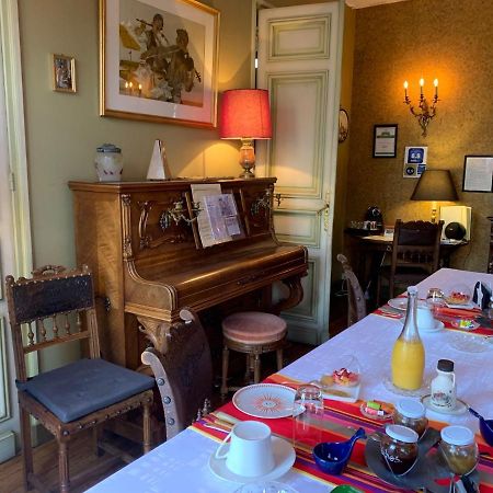 Chambre D'Hotes L'Ambroise Троа Екстериор снимка