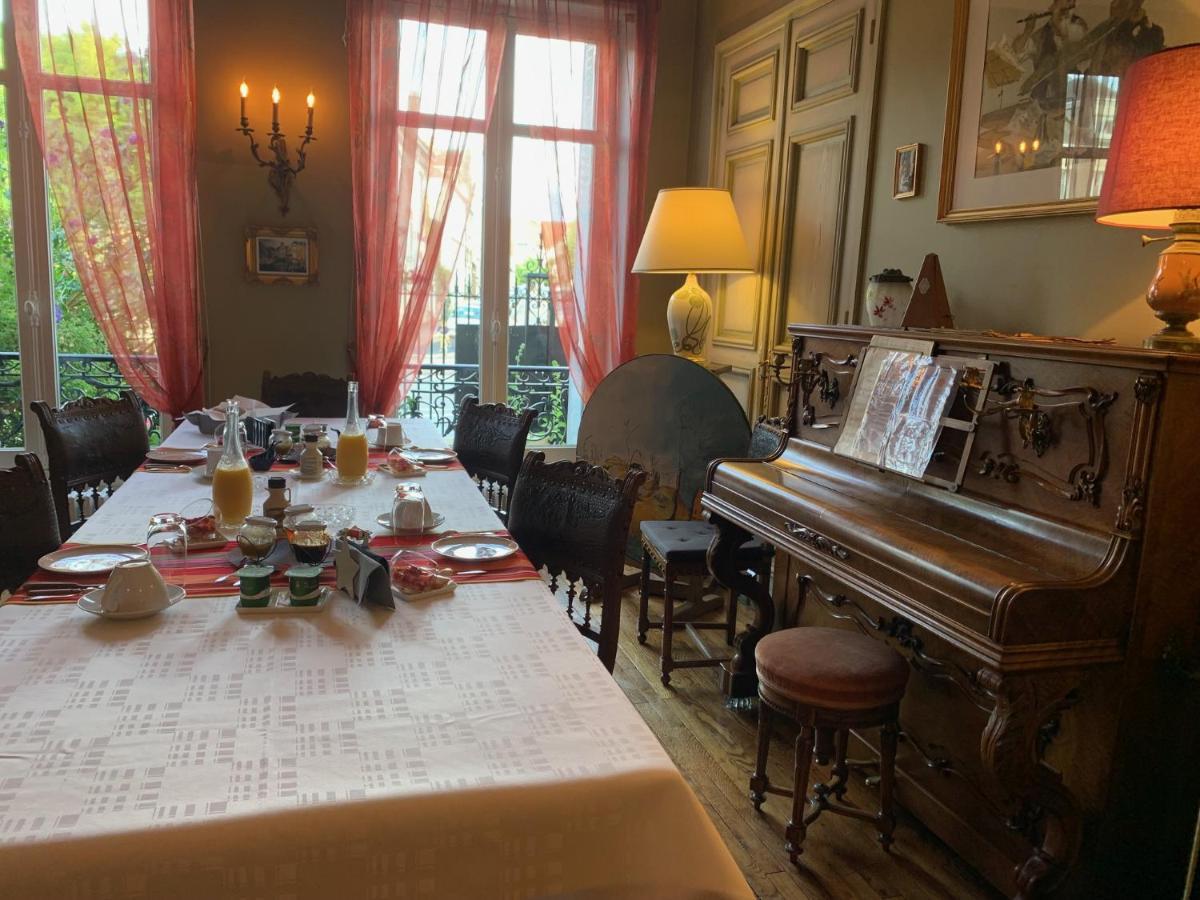 Chambre D'Hotes L'Ambroise Троа Екстериор снимка