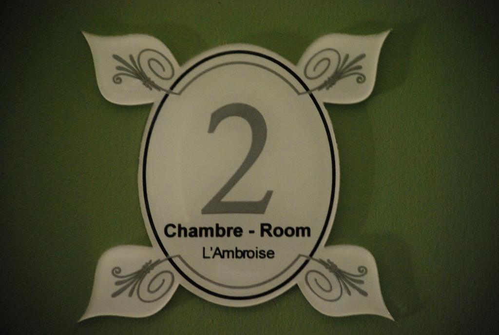 Chambre D'Hotes L'Ambroise Троа Екстериор снимка